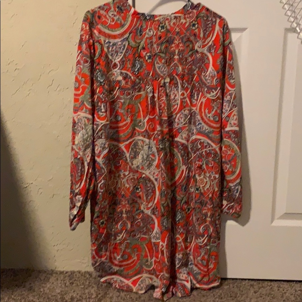 Shirt - Picture 2 of 3